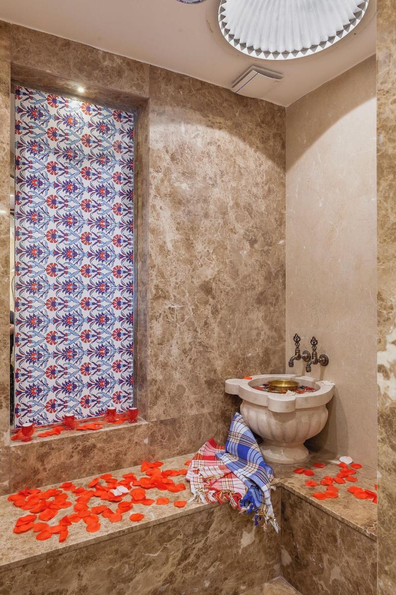 Lord Morgan Exclusive Design Cihangir image