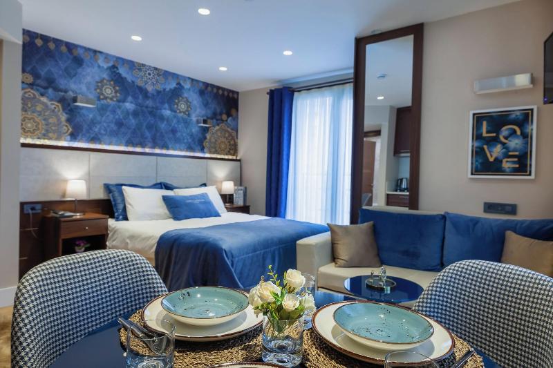 Lord Morgan Exclusive Design Cihangir image