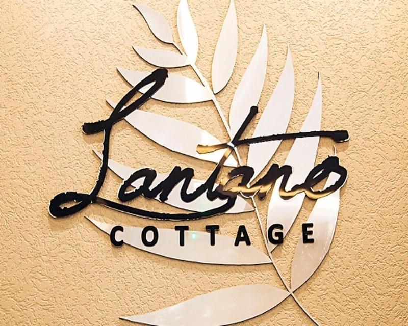 Lantano Cottage image