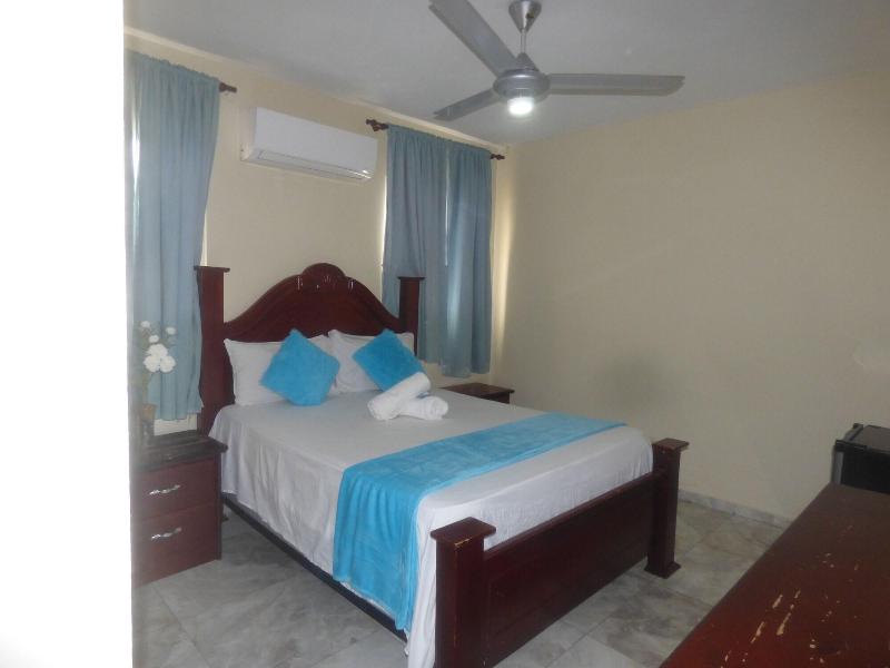 Hotel Enrique Ii image
