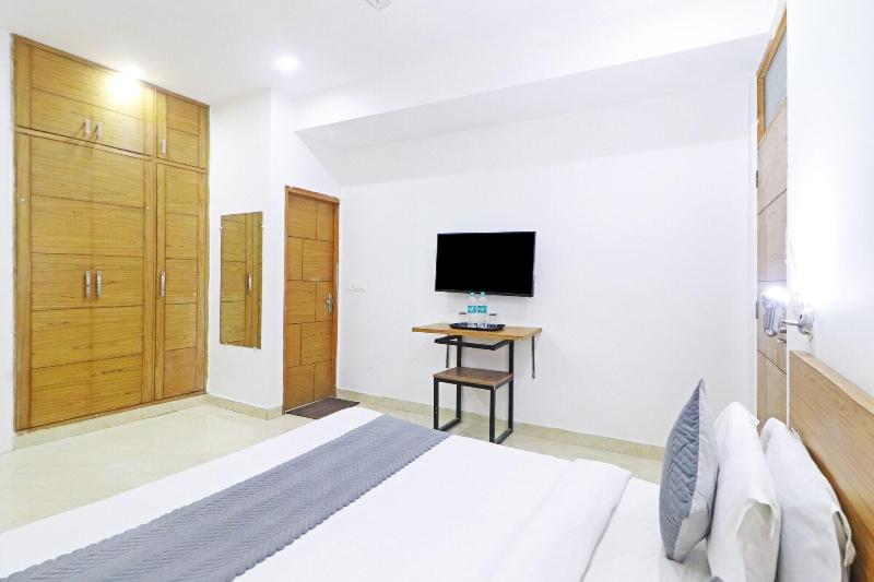 Hotel Trendy Residency image