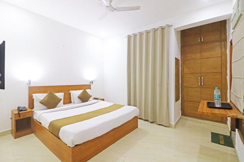 Hotel Trendy Residency image