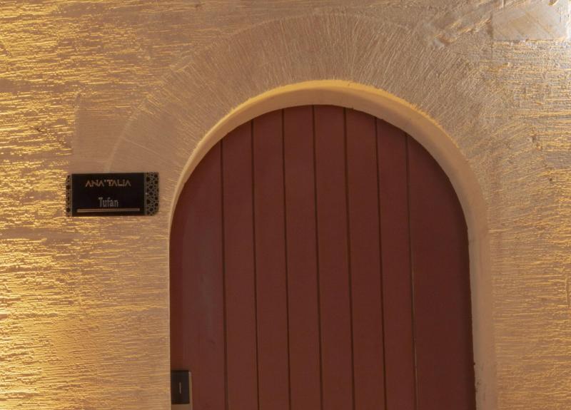 Ana Talia House image