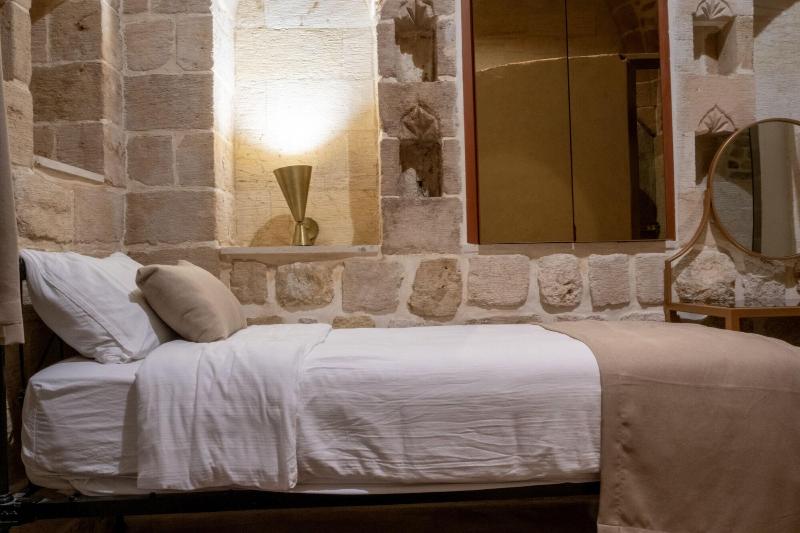 Ana Talia House image