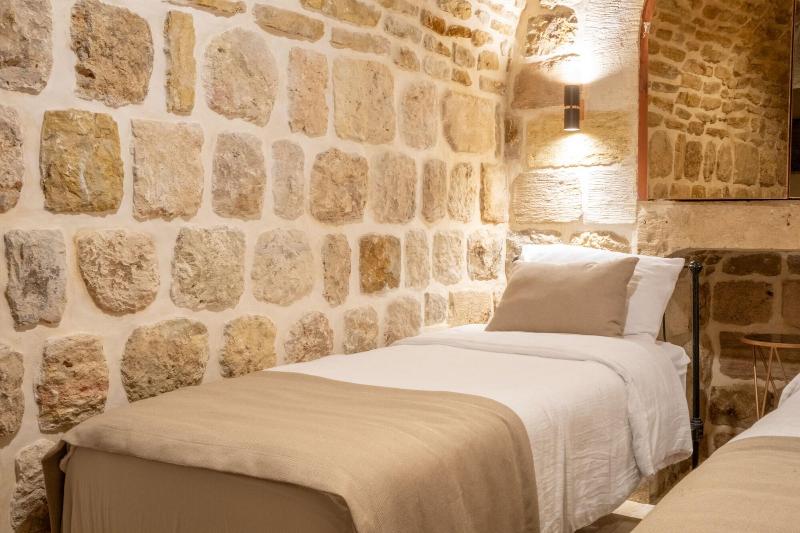 Ana Talia House image