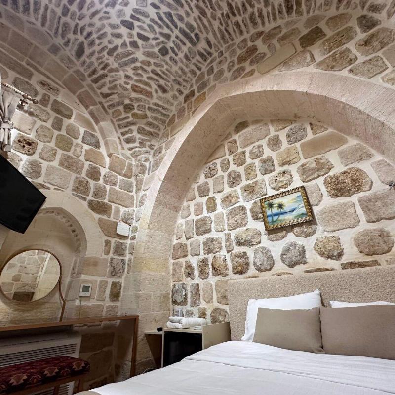 Ana Talia House image