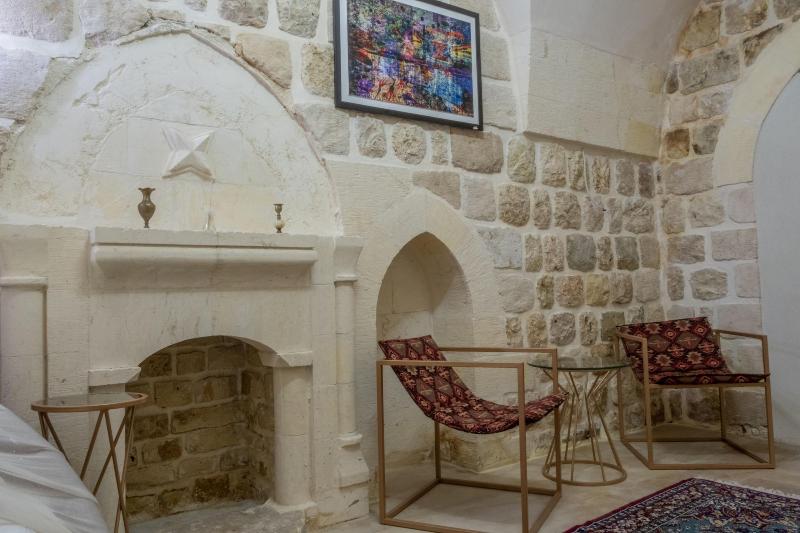 Ana Talia House image