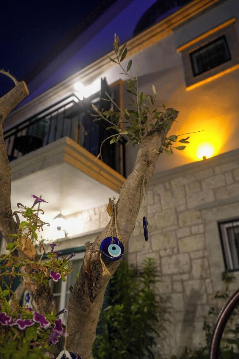 Ma Zeyyen Hana M Konaaya Alaa Ata