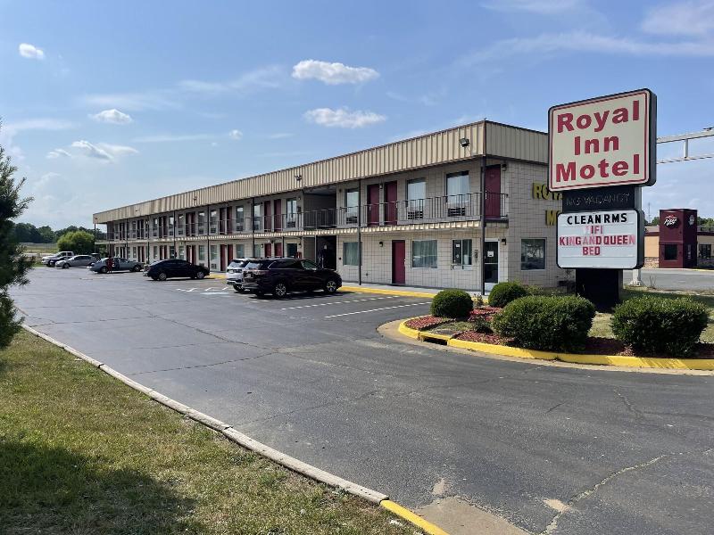 Royal Inn Motel — general view