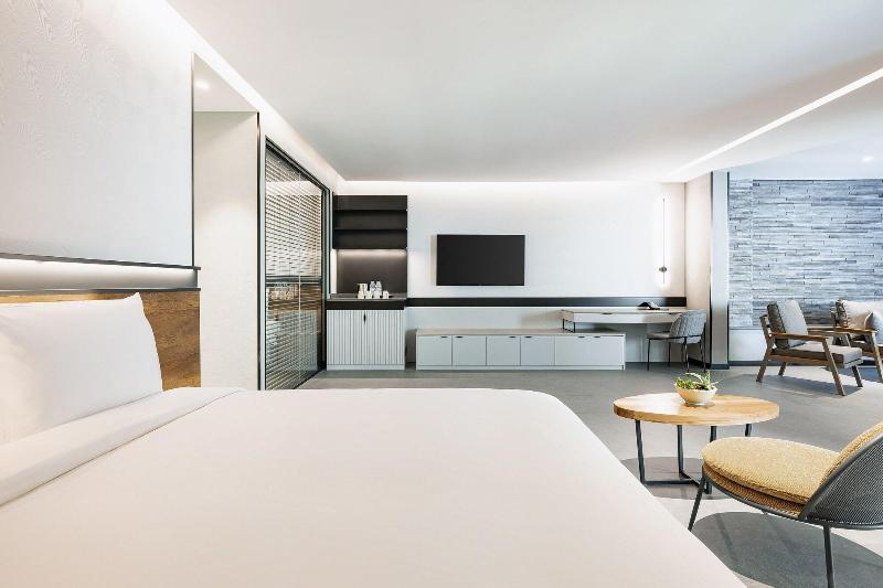 Inventist Hotel Sports Academy image