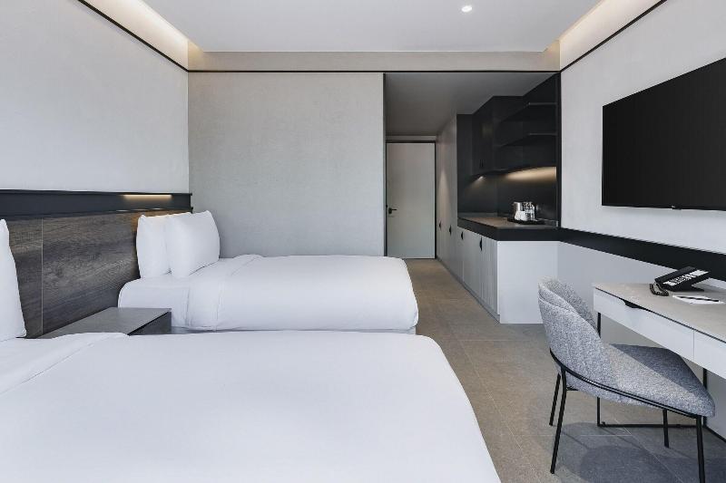 Inventist Hotel Sports Academy image