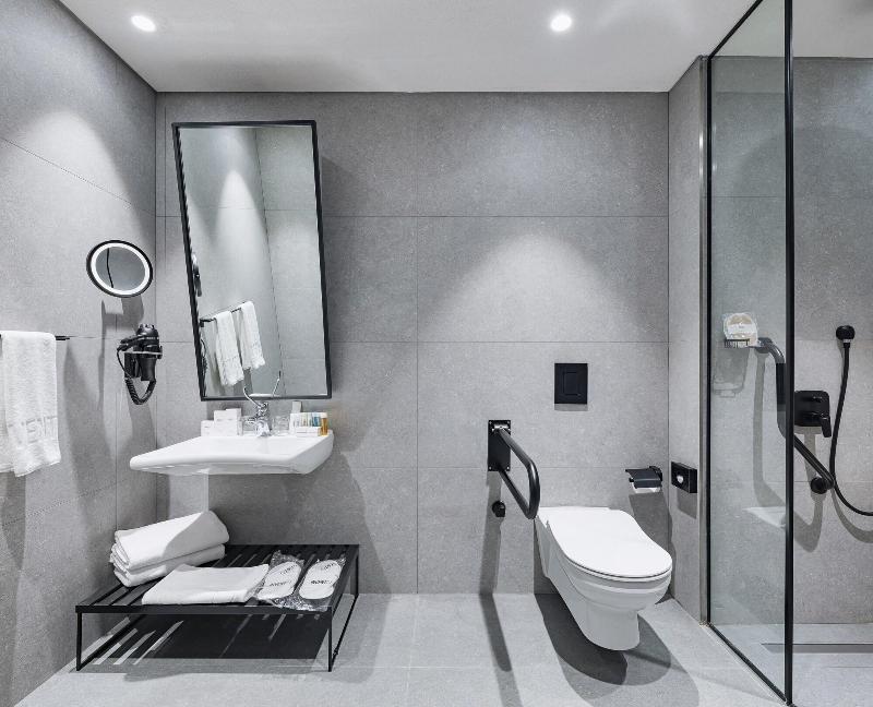 Inventist Hotel Sports Academy image