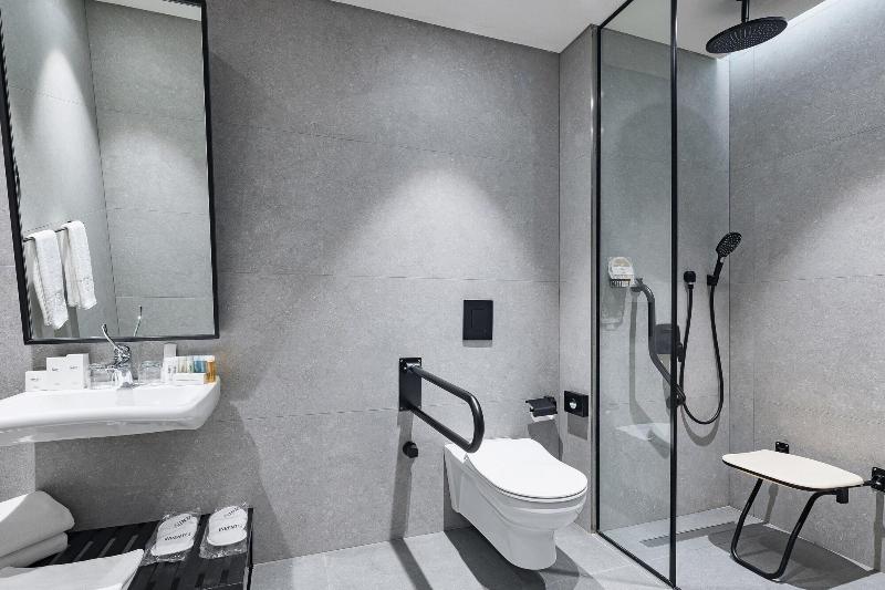 Inventist Hotel Sports Academy image