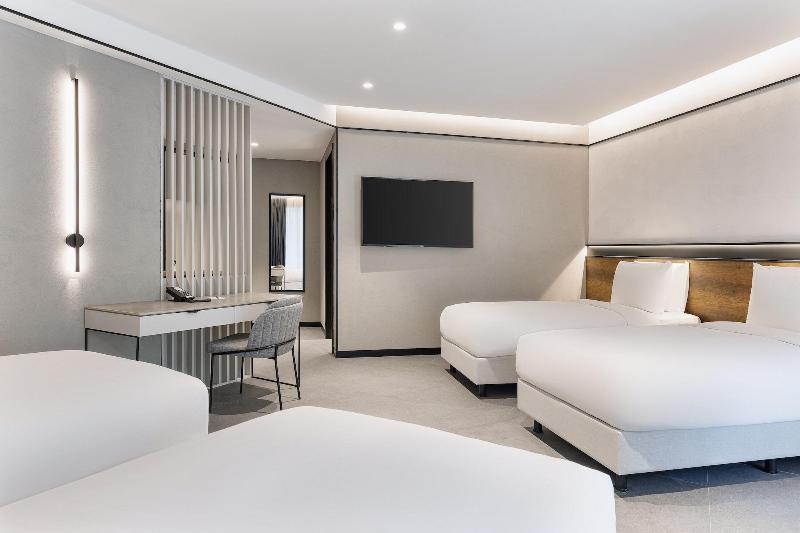 Inventist Hotel Sports Academy image
