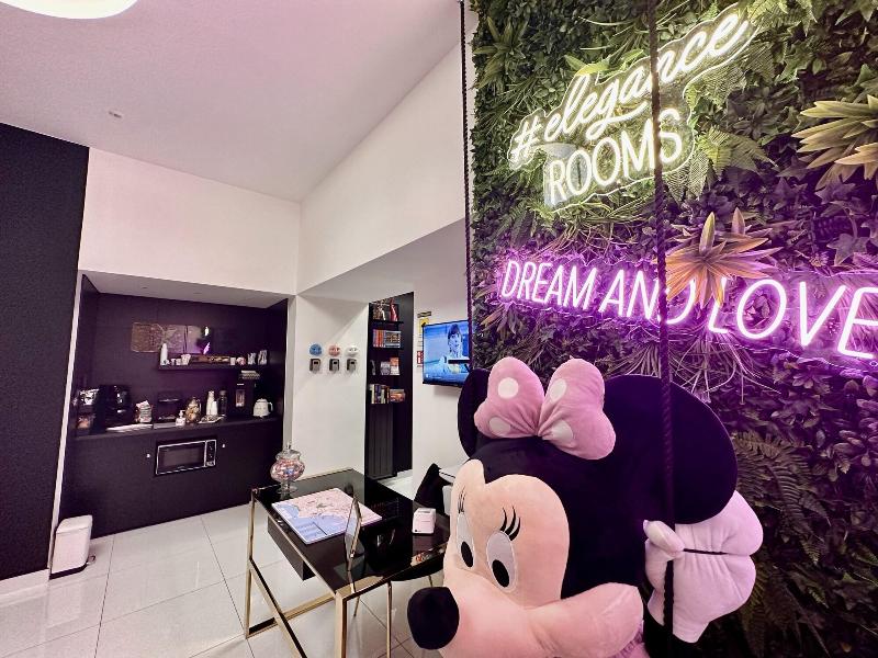 Elegance Rooms Spaccanapoli image