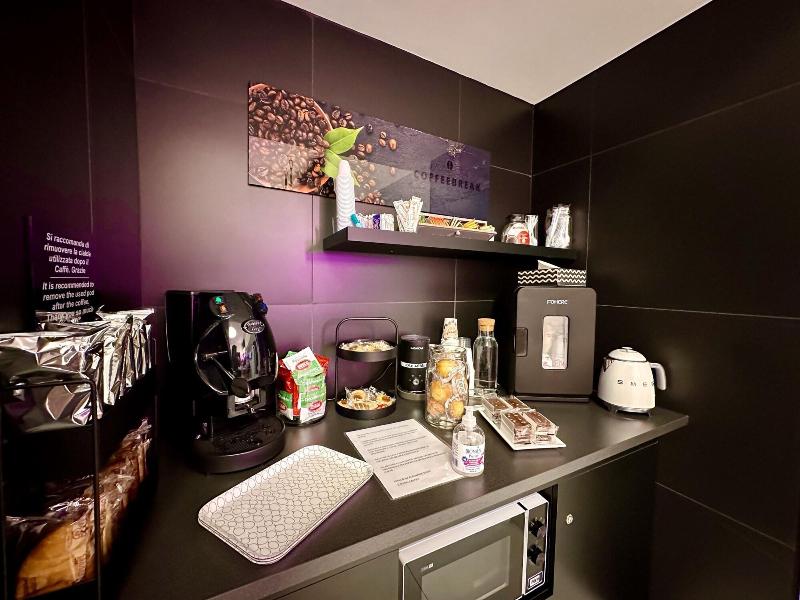 Elegance Rooms Spaccanapoli image
