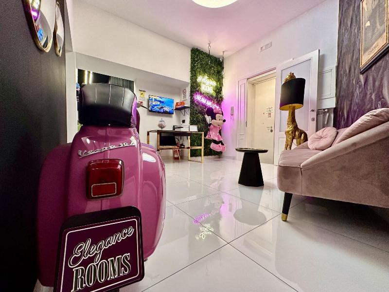 Elegance Rooms Spaccanapoli image