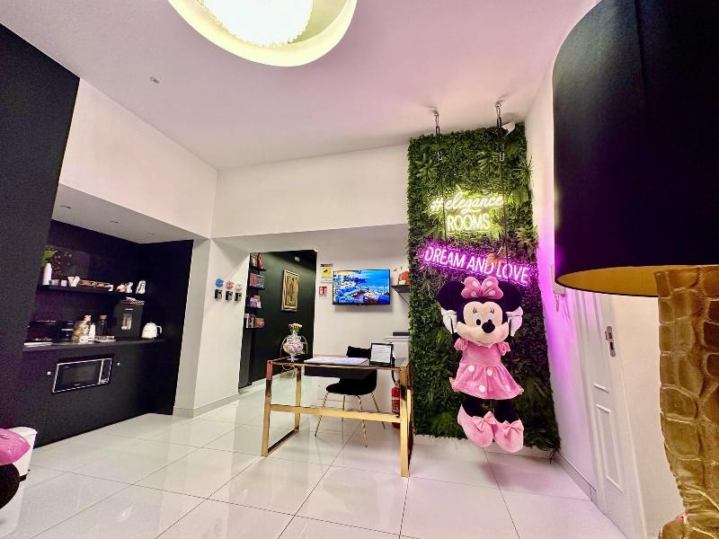 Elegance Rooms Spaccanapoli image