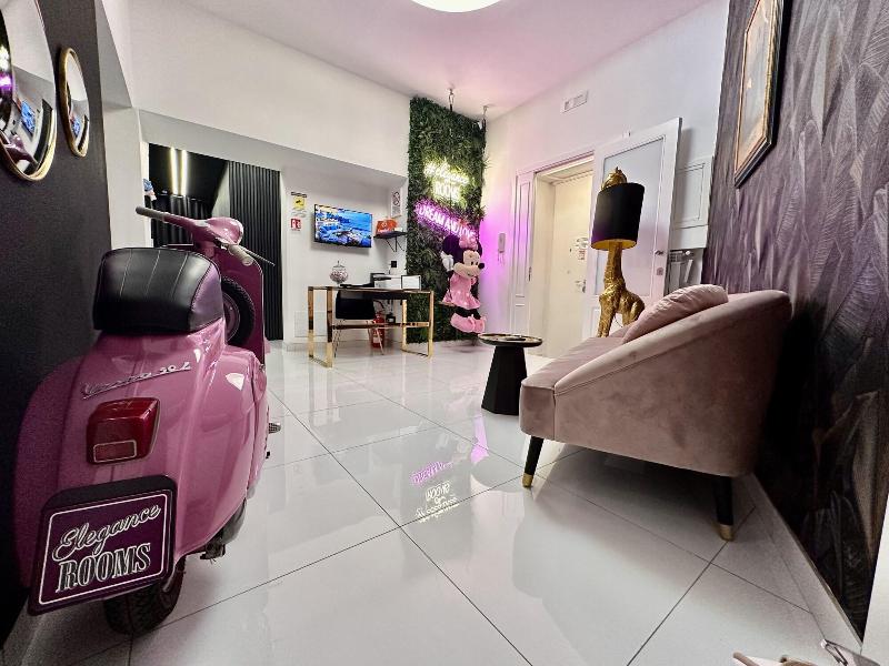 Elegance Rooms Spaccanapoli image