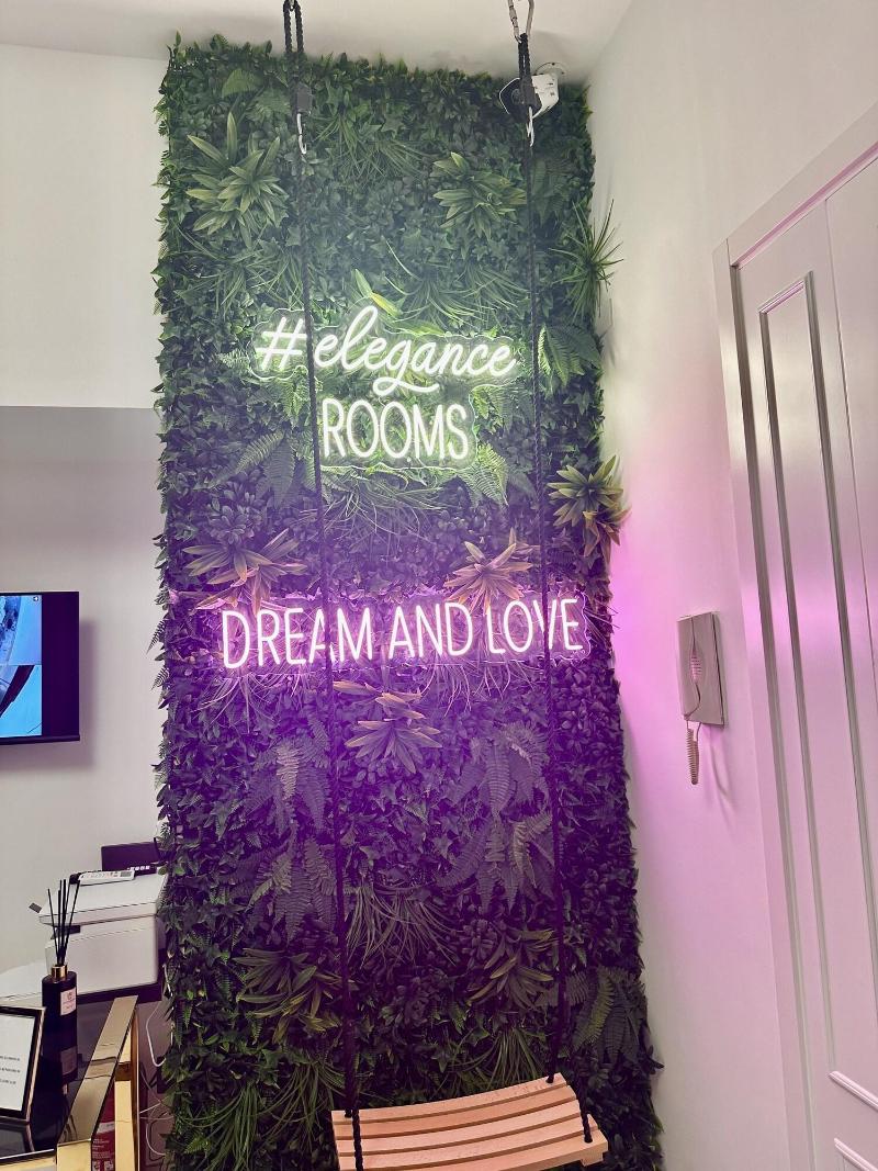 Elegance Rooms Spaccanapoli image