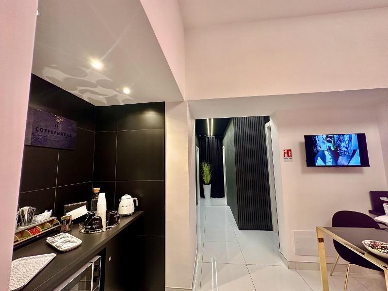 Elegance Rooms Spaccanapoli image