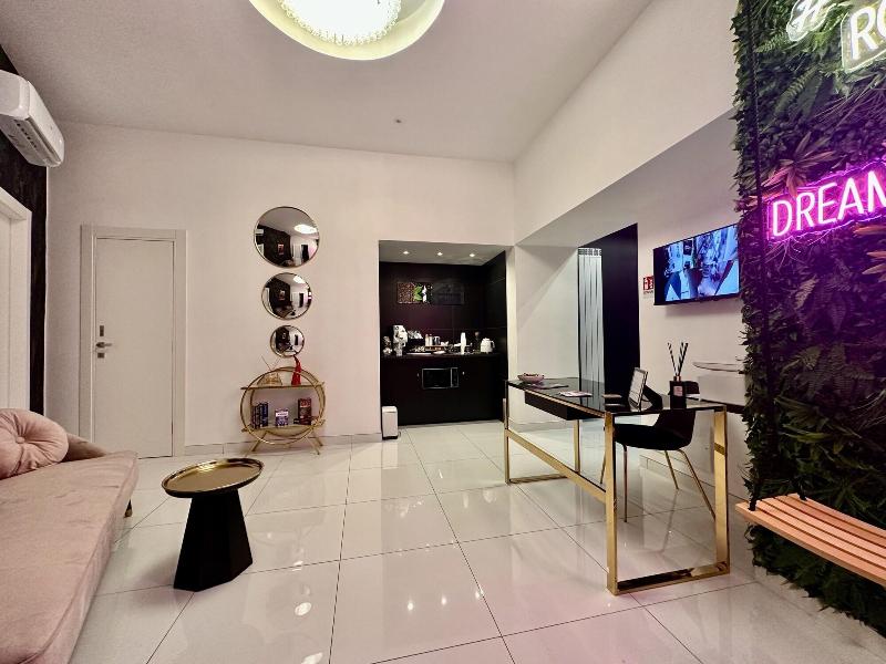 Elegance Rooms Spaccanapoli image