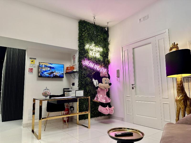 Elegance Rooms Spaccanapoli image