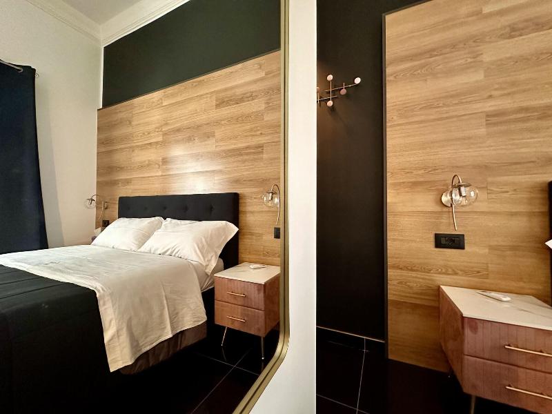 Elegance Rooms Spaccanapoli image