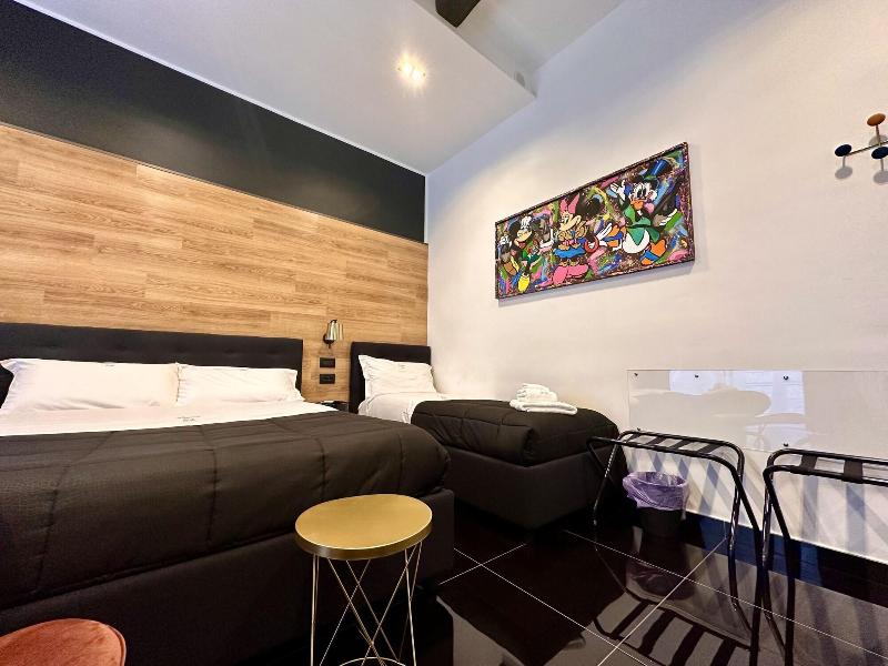 Elegance Rooms Spaccanapoli image
