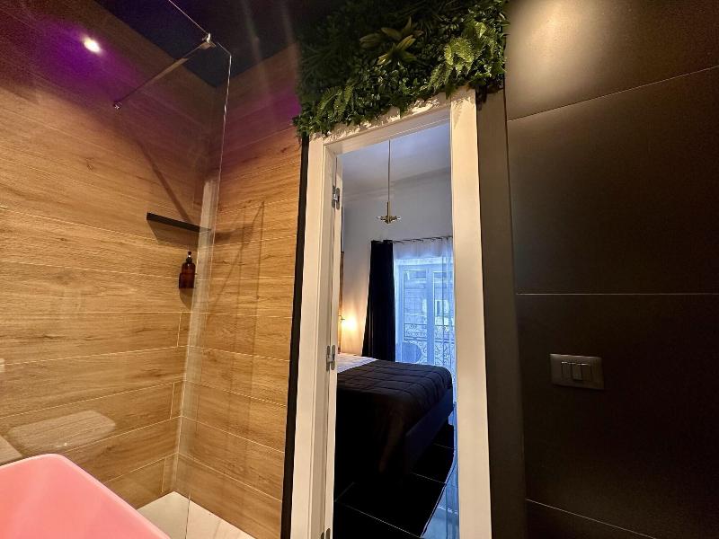 Elegance Rooms Spaccanapoli image