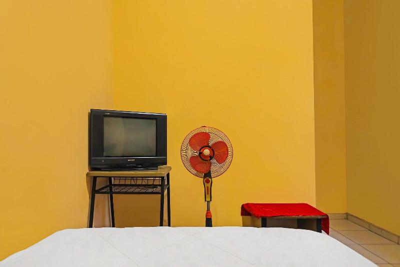 Spot On 92492 Pelita Satu image