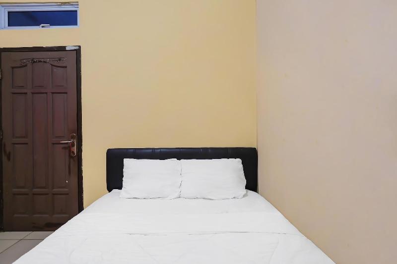 Spot On 92492 Pelita Satu image