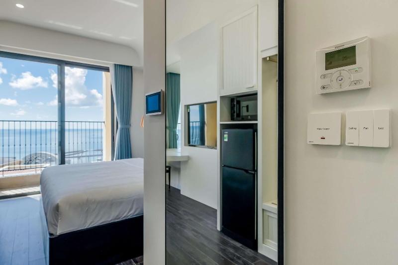 Hillside Luxury Phu Quoc Apartment image