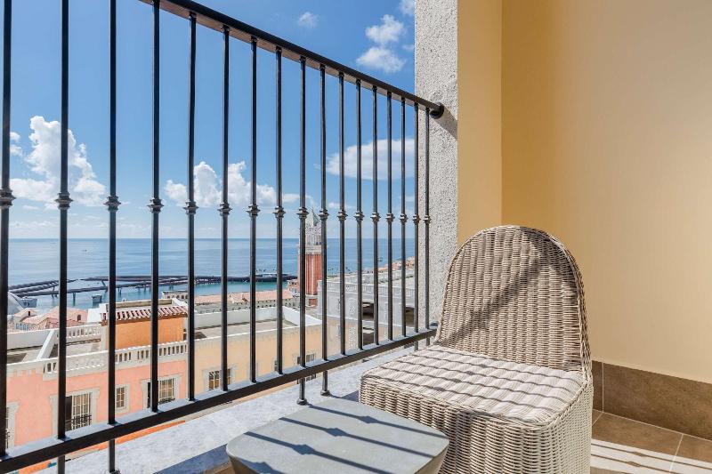 Hillside Luxury Phu Quoc Apartment image