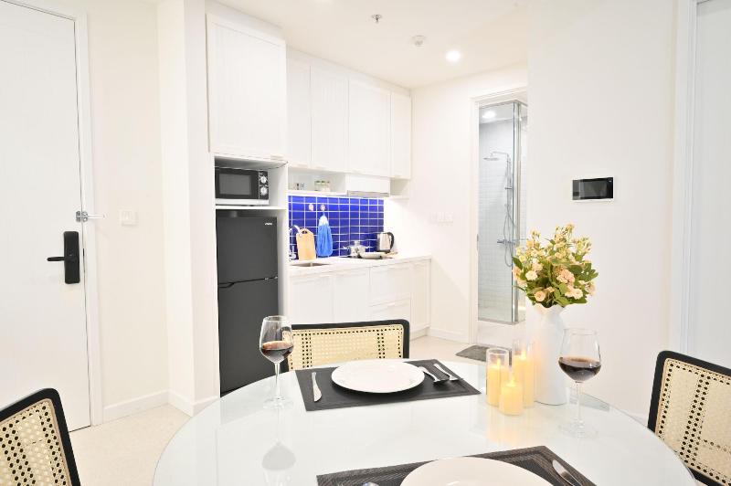 Hillside Luxury Phu Quoc Apartment image