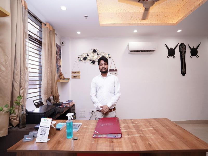 Hotel Lyf Corporate Suites Noida Sec 56 image