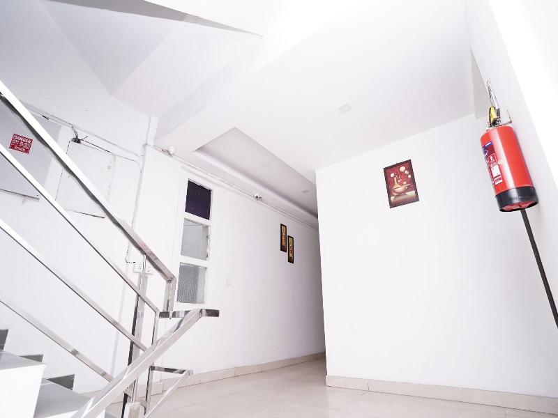 Hotel Lyf Corporate Suites Noida Sec 56 image