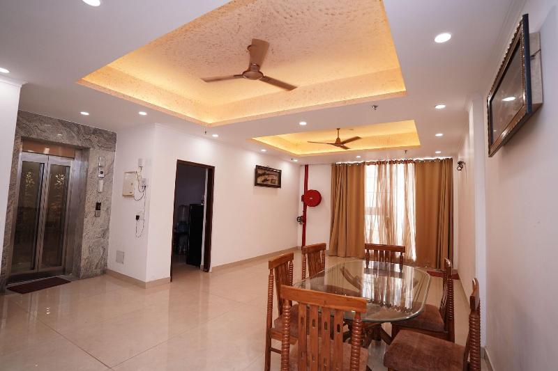 Hotel Lyf Corporate Suites Noida Sec 56 image