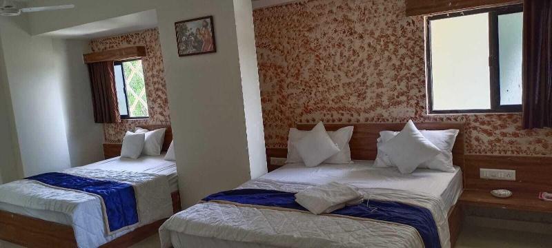 Hotel Royal Gold image