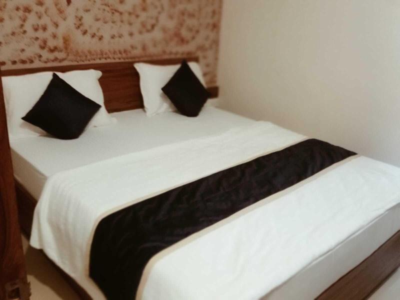 Hotel Royal Gold image