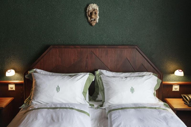 Drei Berge Hotel image