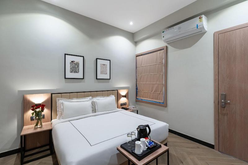 Hotel Blue Chip By Downtown image