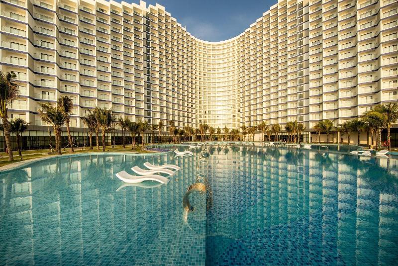 The Western Seaview Cam Ranh Condotel image