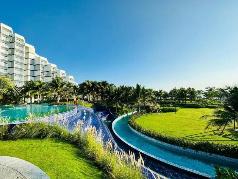 The Western Seaview Cam Ranh Condotel image
