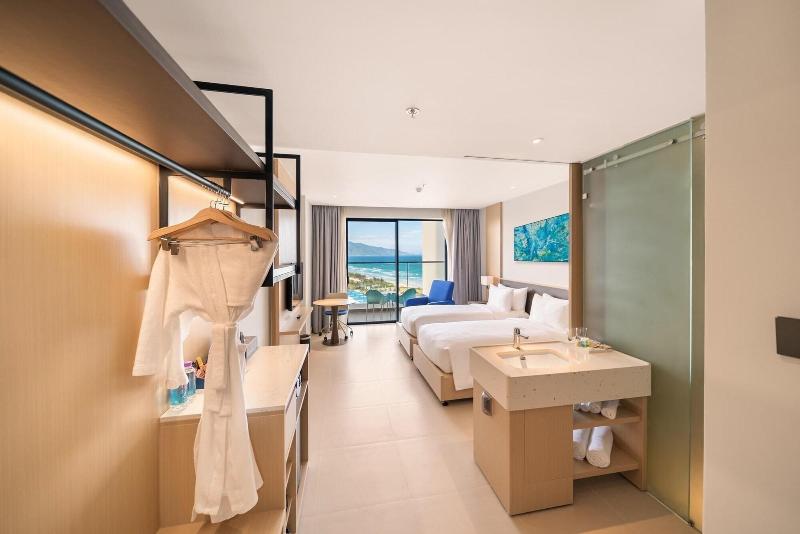 The Western Seaview Cam Ranh Condotel image