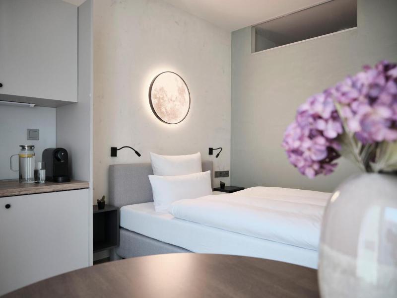 Phil Max Hotel Apartments Messe image