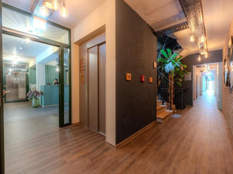Phil Max Hotel Apartments Messe image