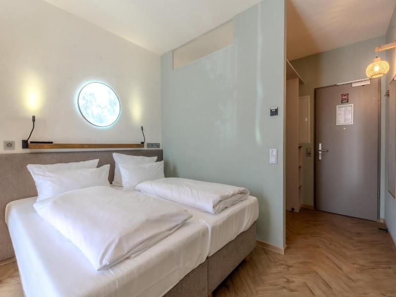 Phil Max Hotel Apartments Messe image