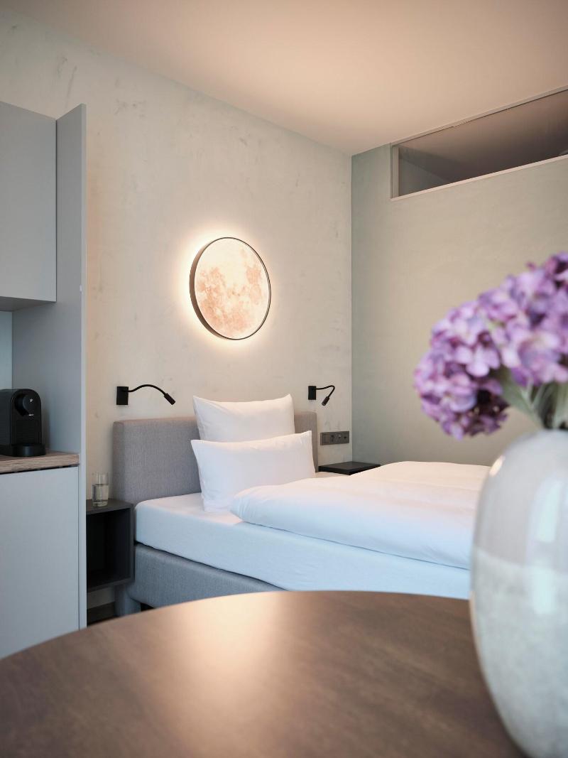 Phil Max Hotel Apartments Messe image