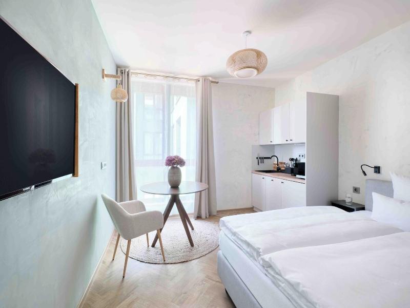 Phil Max Hotel Apartments Messe image